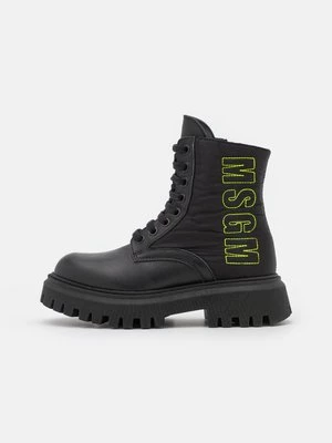Obrázek produktu Šněrovací kotníkové boty MSGM