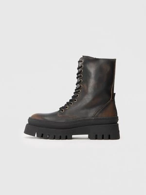 Obrázek produktu Šněrovací kotníkové boty Steve Madden