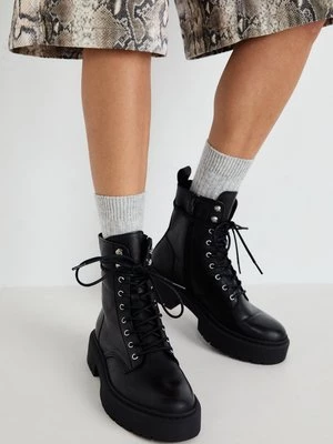 Obrázek produktu Šněrovací kotníkové boty Steve Madden