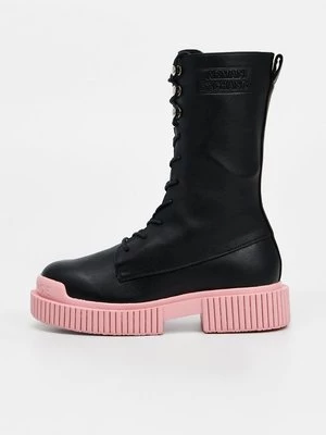 Obrázek produktu Šněrovací vysoké boty Armani Exchange