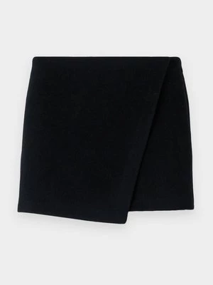 Obrázek produktu Šortky Abercrombie & Fitch černá