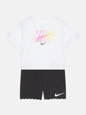 Obrázek produktu Šortky Nike