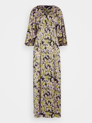 Obrázek produktu Společenské šaty Vero Moda Tall