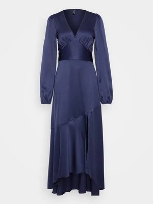 Obrázek produktu Společenské šaty Vero Moda Tall