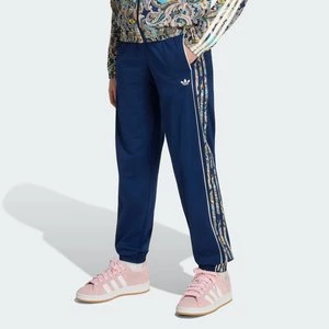 Obrázek produktu SPORTOVNÍ KALHOTY SST LOOSE PAISLEY Adidas
