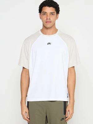 Obrázek produktu Sportovní tričko Nike Performance