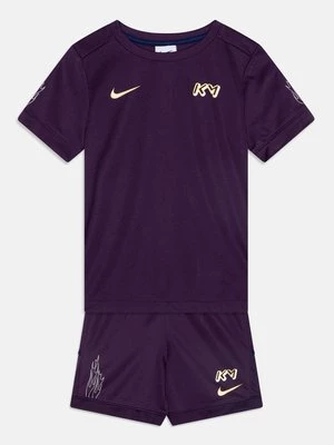 Obrázek produktu Sportovní tričko Nike tmavě fialová