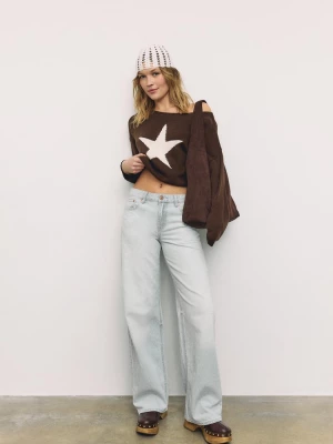 Obrázek produktu Stradivarius Asymetrický Úpletový Svetr S Hvězdou Brown