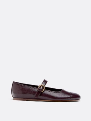 Obrázek produktu Stradivarius Baleríny Z Imitace Kůže Se Špičkou Burgundy