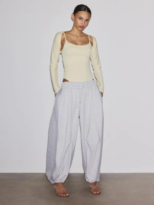 Obrázek produktu Stradivarius Body S Ramínky A Krajkou Pastel Yellow