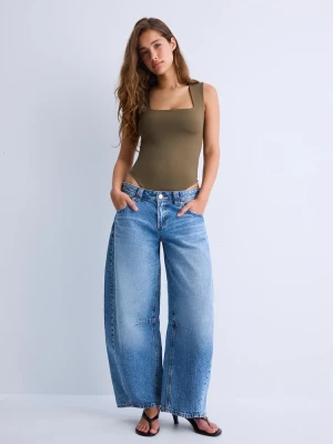 Obrázek produktu Stradivarius Body Z Polyamidu S Hranatým Výstřihem Khaki