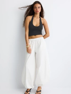 Obrázek produktu Stradivarius Crop Top Za Krk Black