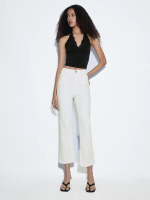 Obrázek produktu Stradivarius D78 Zkrácené Zvonové Džíny White