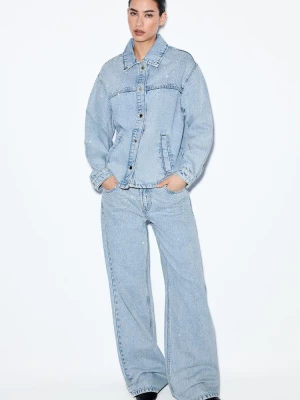 Obrázek produktu Stradivarius Denim Bunda S Nakládanými Kapsami A Třpytkami Světle Modrá