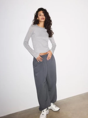 Obrázek produktu Stradivarius Dvojité Tričko Grey Melange
