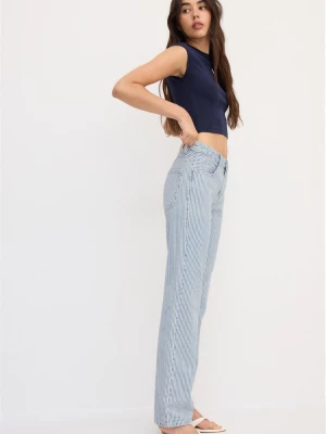 Obrázek produktu Stradivarius Džíny D98 Straight Fit Světle Šedá
