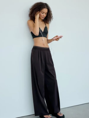Obrázek produktu Stradivarius Jogger Kalhoty Palazzo S Elastickým Pasem Black