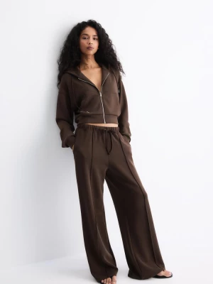 Obrázek produktu Stradivarius Joggery Wide Leg S Měkkým Dotykem Brown