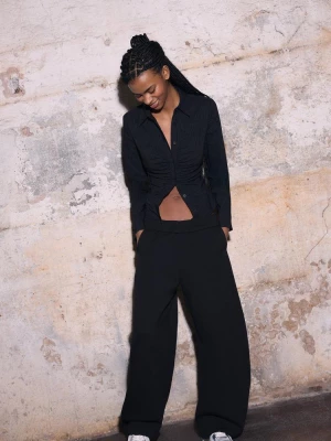 Obrázek produktu Stradivarius Kalhoty Jogger Barrel Black