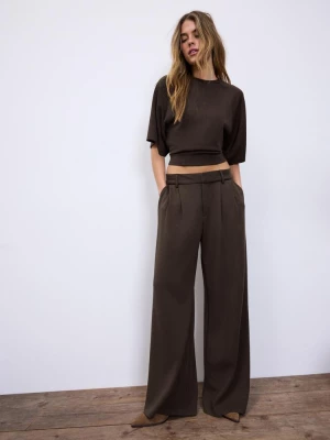 Obrázek produktu Stradivarius Kalhoty Společenské, Jemné Na Dotek Brown