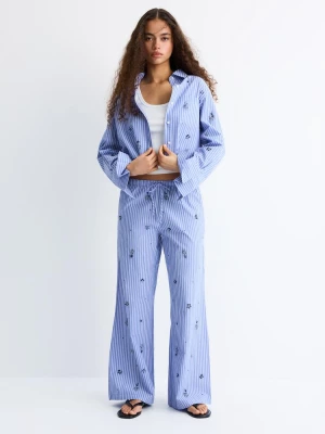 Obrázek produktu Stradivarius Košile Cropped Se Třpytkami Blue