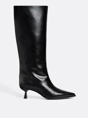 Obrázek produktu Stradivarius Kotníková Bota S Kitten Podpatkem Černá