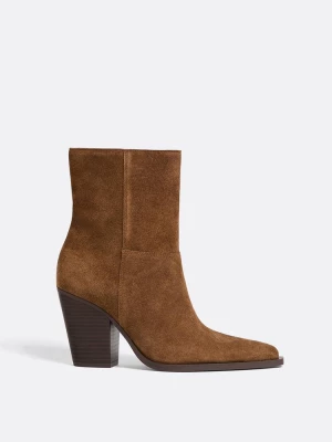 Obrázek produktu Stradivarius Kožené Kotníčkové Boty Ve Stylu Cowboy Hnědá