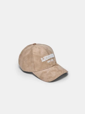 Obrázek produktu Stradivarius Kšiltovka Se Semišovým Detailem A Nápisem Beige