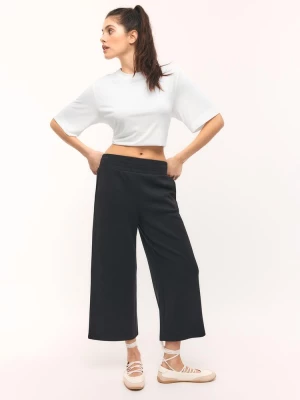 Obrázek produktu Stradivarius Ležérní Tričko Soft Touch Ecru