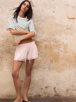 Obrázek produktu Stradivarius Mini Šortky Se Saténovým Efektem Pastel Pink