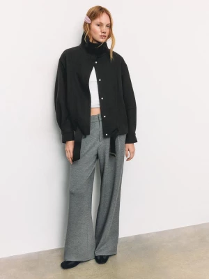 Obrázek produktu Stradivarius Oversize Bunda Bomber S Jemným Omakem Black