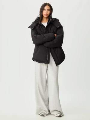 Obrázek produktu Stradivarius Oversize Prošívaná Bunda S Kapucí Black