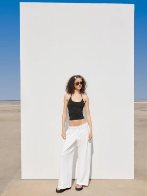 Obrázek produktu Stradivarius Pletený Halter Top Průhledná