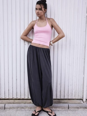 Obrázek produktu Stradivarius Pletený Top Halter Bubblegum Pink