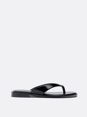 Obrázek produktu Stradivarius Ploché Sandály Typu Thong Černá