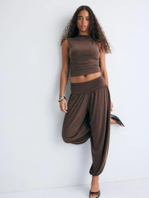 Obrázek produktu Stradivarius Přiléhavý Zavinovací Top Brown