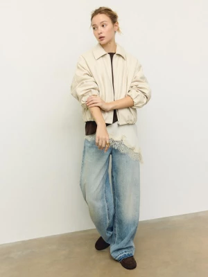 Obrázek produktu Stradivarius Prošívaná Bunda Bomber Z Imitace Kůže Ecru