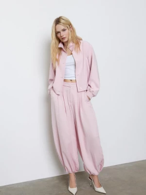 Obrázek produktu Stradivarius Prošívaná Bunda Vysokým Límcem Salmon Pink S