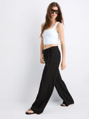 Obrázek produktu Stradivarius Splývavé Kalhoty Sarong Black