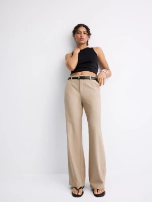 Obrázek produktu Stradivarius Splývavé Slavnostní Kalhoty Straight Fit S Páskem Brown