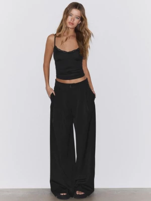 Obrázek produktu Stradivarius Top Na Ramínka S Krajkou Black