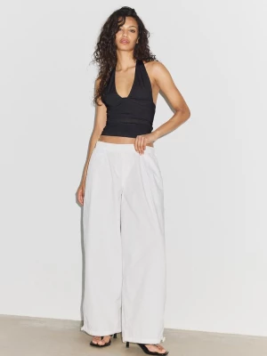 Obrázek produktu Stradivarius Top S Vázáním Za Krkem Black