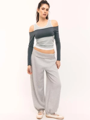 Obrázek produktu Stradivarius Tričko S Dlouhým Rukávem A Překrytím Grey