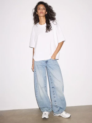 Obrázek produktu Stradivarius Tričko S Krátkým Rukávem Oversize White