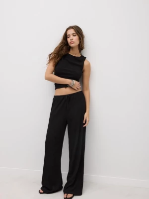Obrázek produktu Stradivarius Tričko Řasenou Texturou Black S