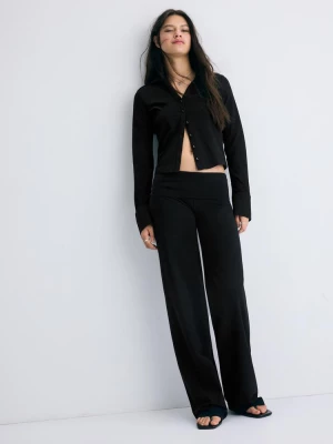 Obrázek produktu Stradivarius Úpletová Košile S Knoflíky Black