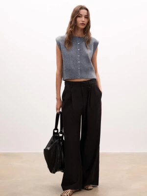Obrázek produktu Stradivarius Úpletová Vesta Ramenními Vycpávkami Dark Grey S