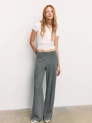 Obrázek produktu Stradivarius Úpletové Kalhoty S Detailem Prošitého Švu Dark Grey