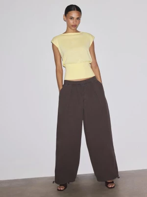 Obrázek produktu Stradivarius Úpletový Top S Páskem Pastel Yellow