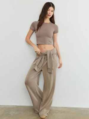 Obrázek produktu Stradivarius Základní Polyamidové Tričko Beige